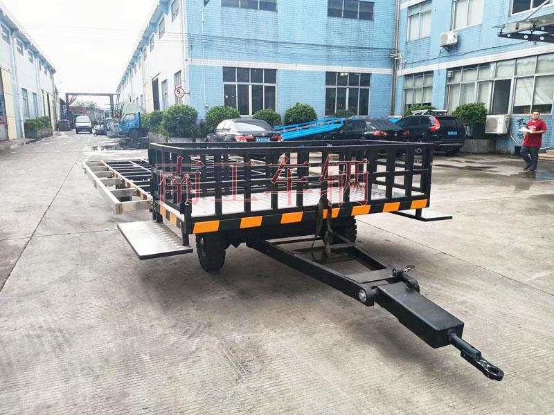 4吨江南网页版页面登录_江南（中国）带小框架铝花纹板