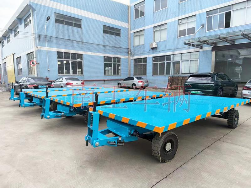 6吨江南网页版页面登录_江南（中国）蓝色 带减震带刹车工具拖车