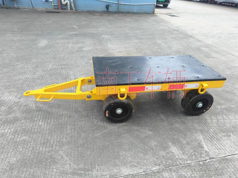 2吨小型江南网页版页面登录_江南（中国） 带橡胶垫全挂车