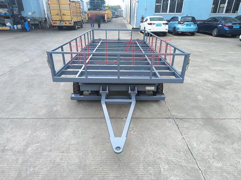 4吨骨架式牵引江南网页版页面登录_江南（中国） 带下翻护栏工具拖车