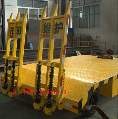 3吨带登车桥江南网页版页面登录_江南（中国）4 I.jpg