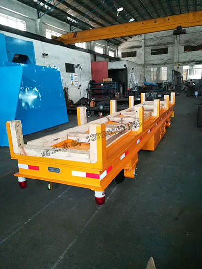 1677548510191095.jpg 12吨电动轨道车2 I.jpg